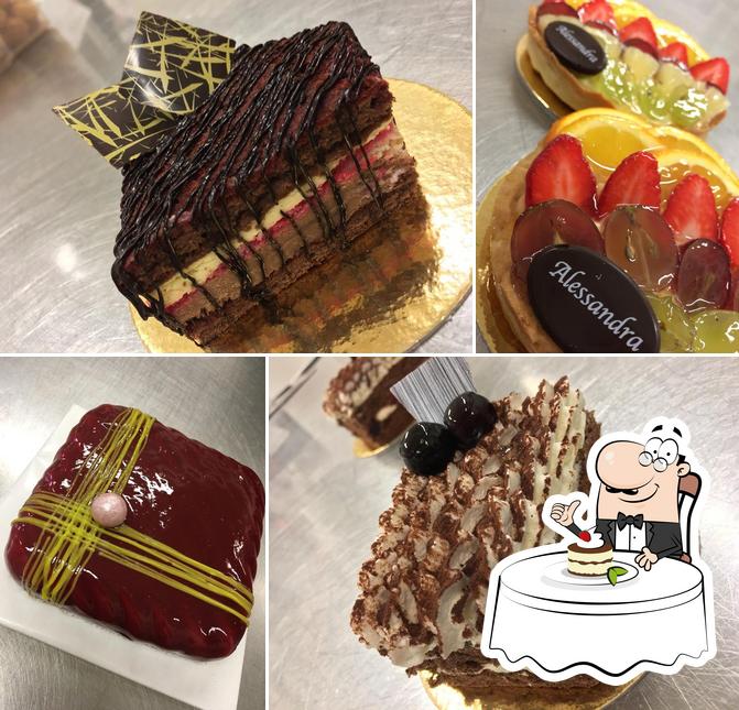 Panificio Pasticceria Alessandra serve un'ampia gamma di dolci