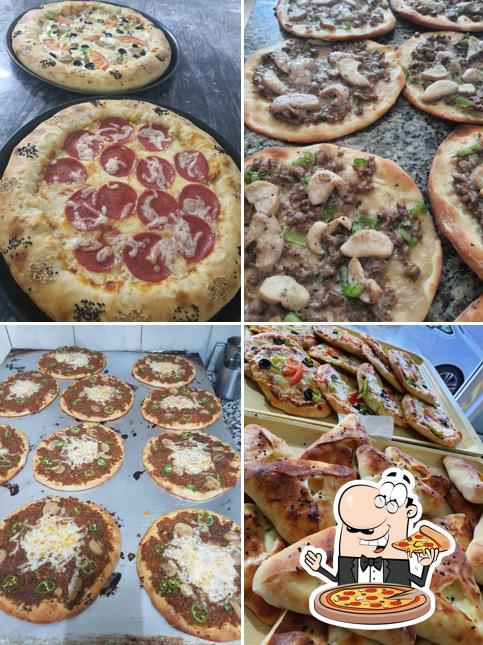 Choisissez des pizzas à Die Liebe المحبة