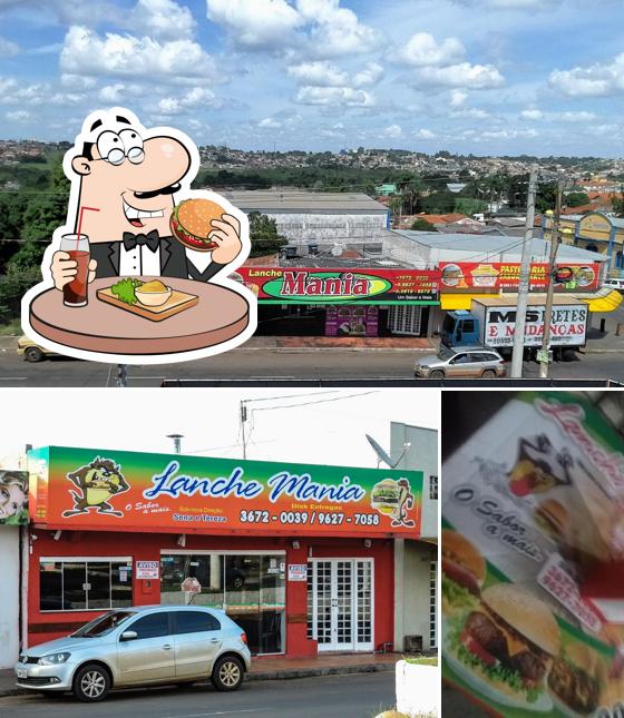 Consiga um hambúrguer no Lanche Mania