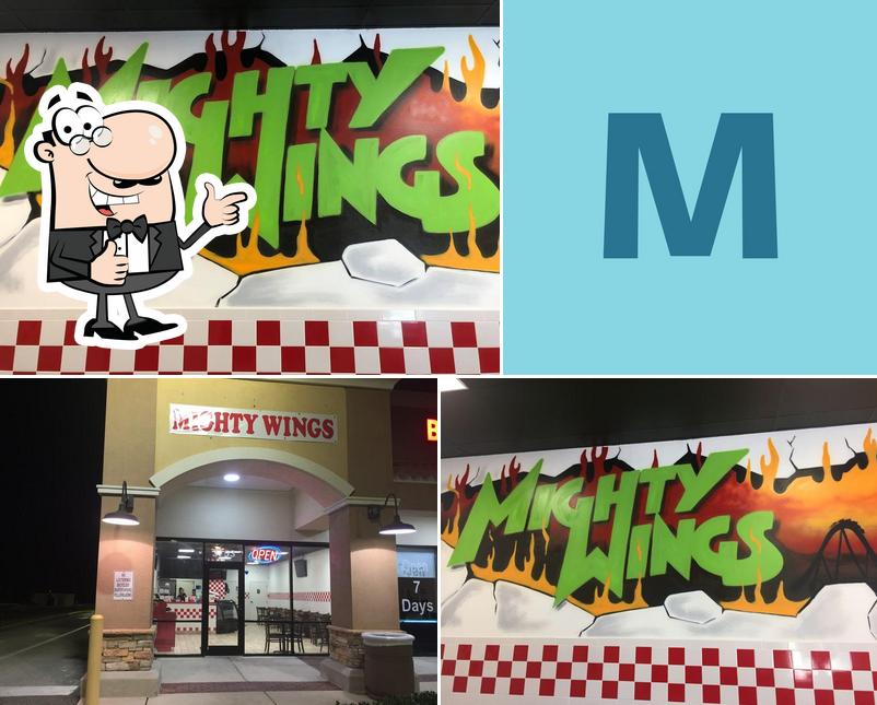 Mighty Wings in Poinciana American restaurant menu and reviews