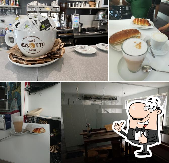 Guarda la immagine di Emme Café