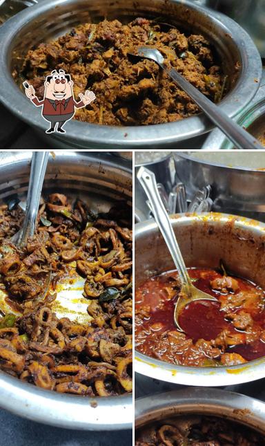 Food at Karippanthal കറിപ്പന്തൽ