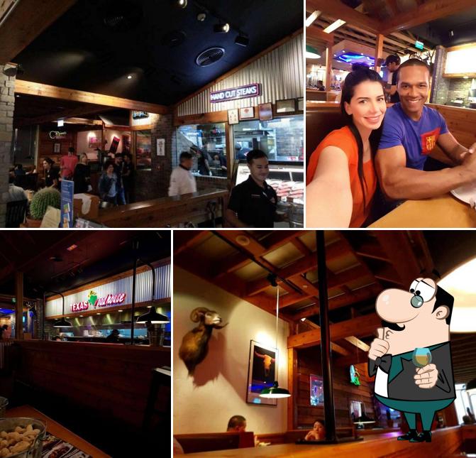 Texas Roadhouse restaurant, Dubai, Dubai MallLower GroundWaterfall