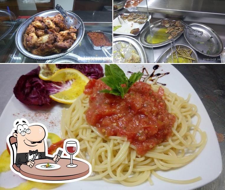 Cibo al Pollo D'oro