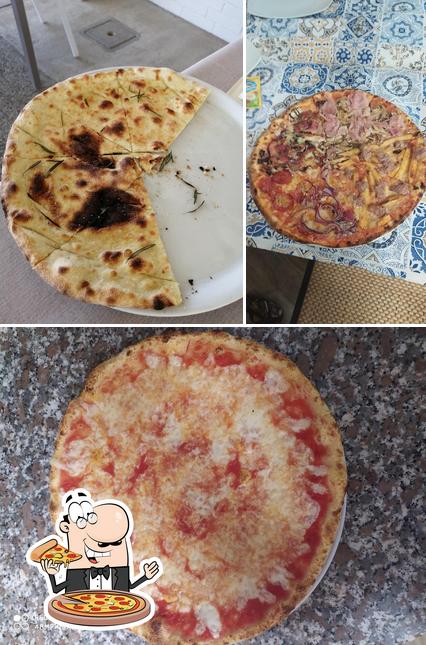 Prova una pizza a Ristorante Bagno Azzurro