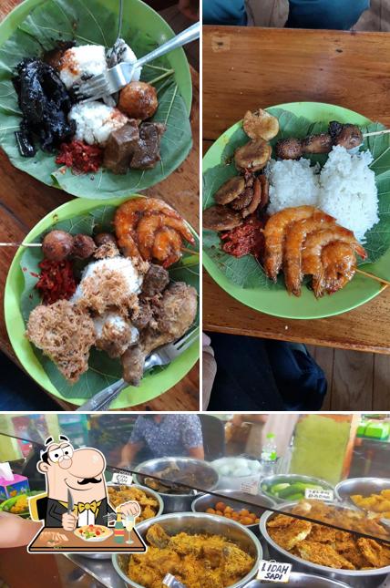 Comida en Mrs. Nur's Jamblang Rice