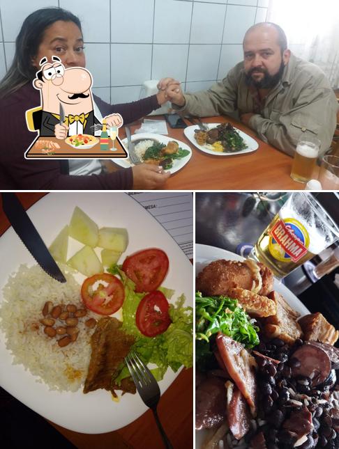 Comida em Restaurante Patrícia