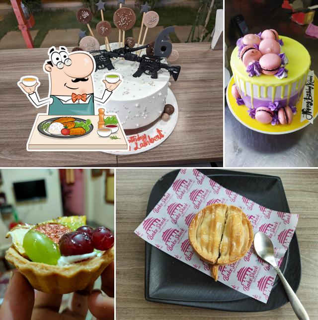 Food at Bake Shack