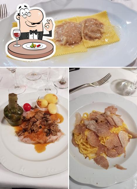 Еда в "Restaurant Il Cigno - Trattoria dei Martini"