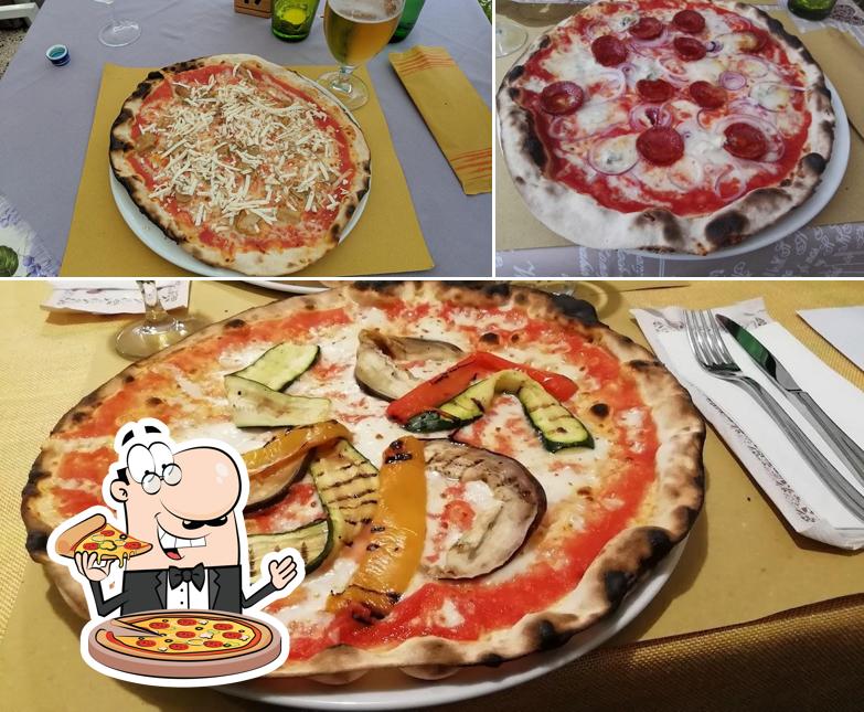 Prova una pizza a Pizzeria Ristorante Al Lido di Balbinot Piera