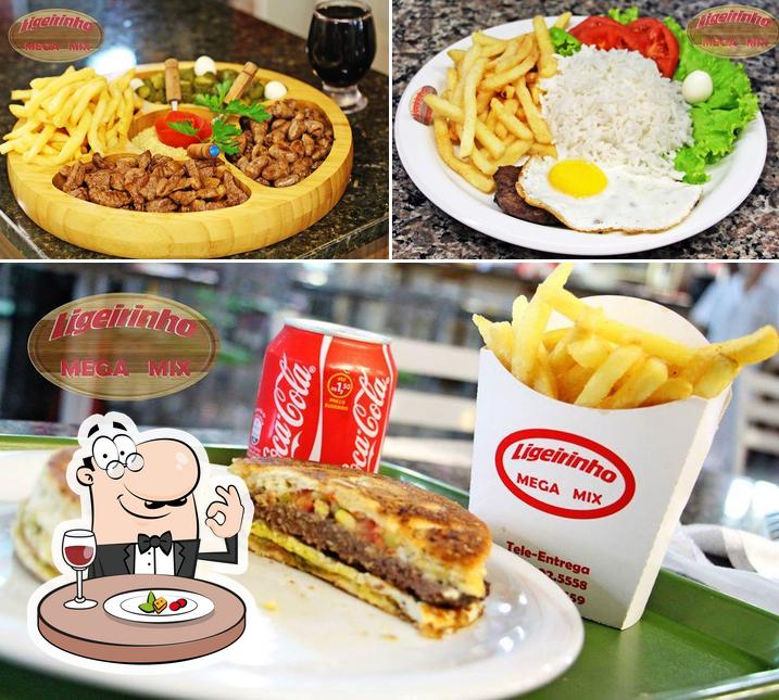 Comida em Ligeirinho Mega Mix