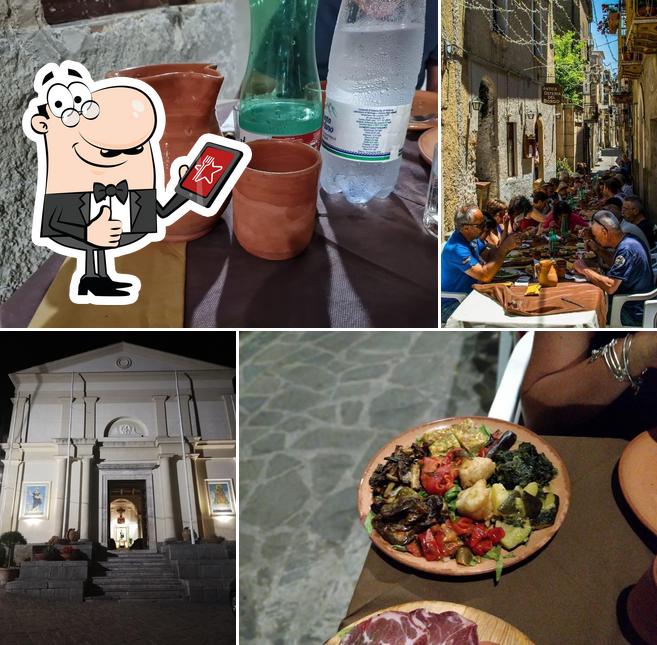 Voici une image de Antica Osteria Del Borgo