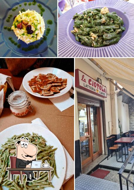 Dai un'occhiata agli interni di Osteria La Ciotola