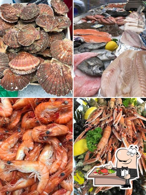 Commandez de nombreux plats à base de fruits de mer disponibles à Poissonnerie du Petit Chantilly