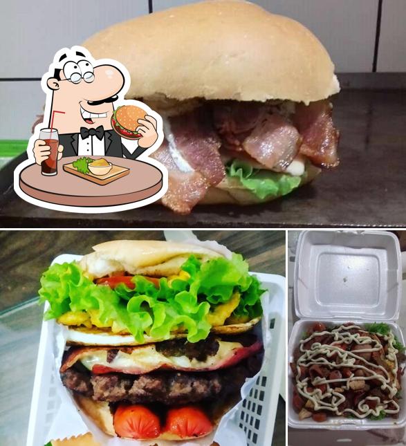 PIU LANCHES