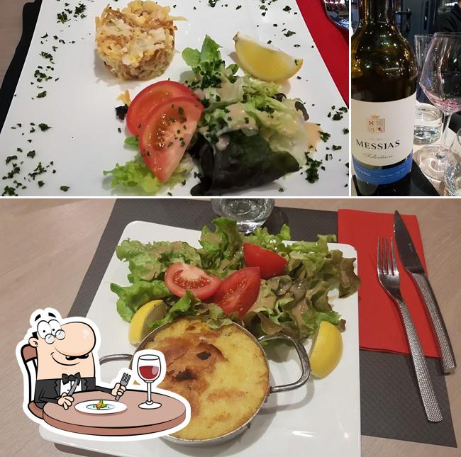 La photo de la nourriture et vin de Caen Lisbonne’s