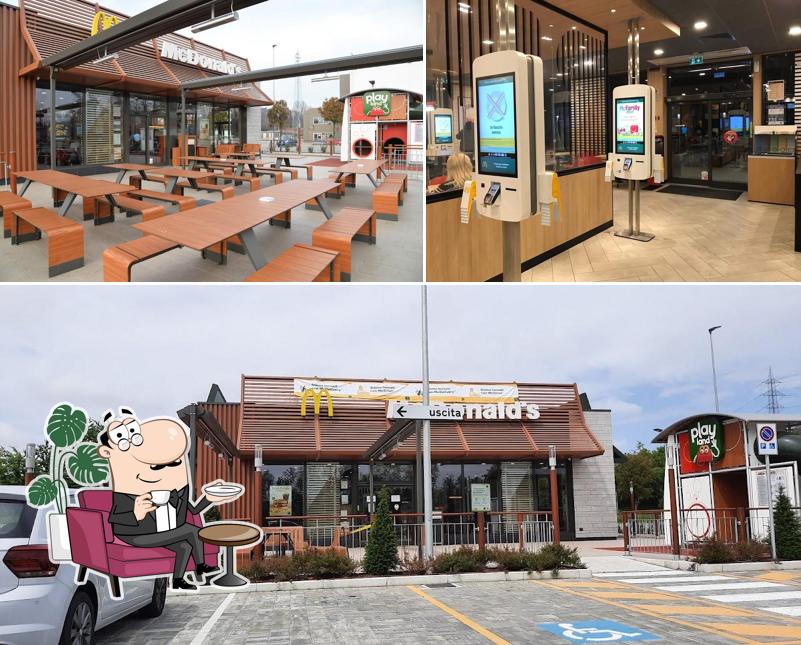 Gli interni di McDonald's Arosio