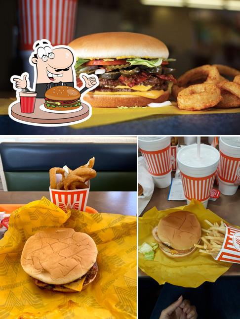 Whataburger, 9102 McPherson Rd in Laredo - Restaurant menu and reviews