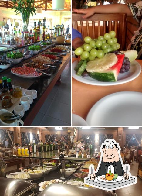 Comida em Churrascaria da Fazenda