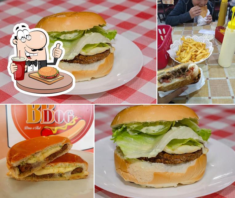 Experimente um hambúrguer no BB DOG LANCHONETE