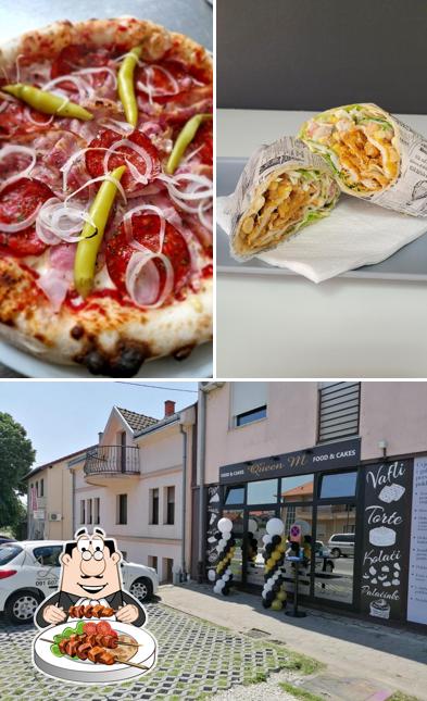 Tra le diverse cose da Street Food "Queen M" si possono trovare la cibo e esterno