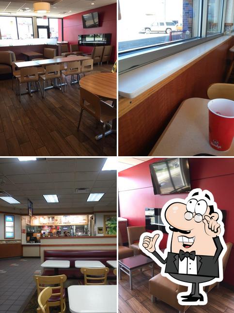 The interior of Wendy's