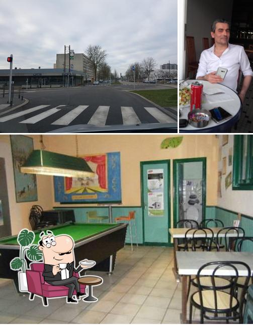Bar Sebastopol