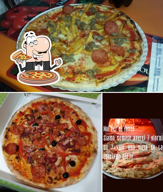 Попробуйте пиццу в "Pizzeria D' Asporto Pizza...Da Ettore"