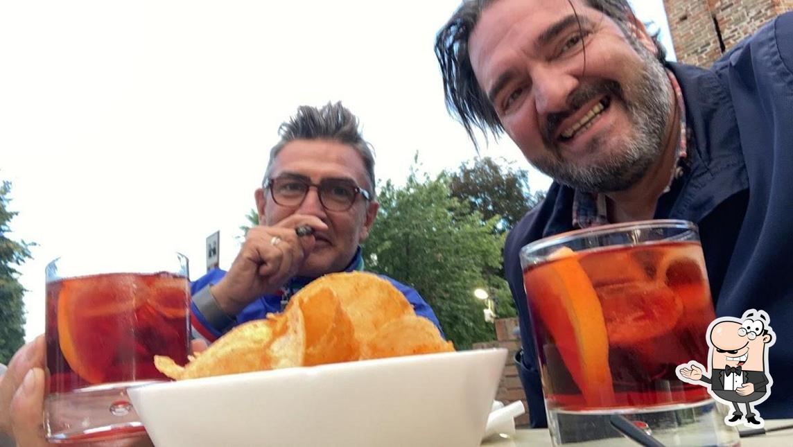 Regarder cette image de Cafe 'La Tour Villa Di Maurizio & C. Sas