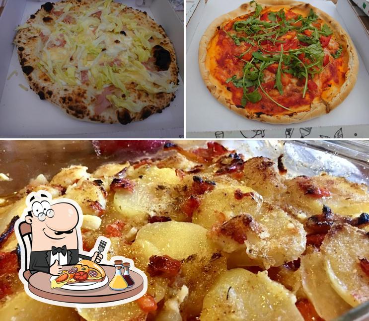 Scegli tra le svariate varianti di pizza