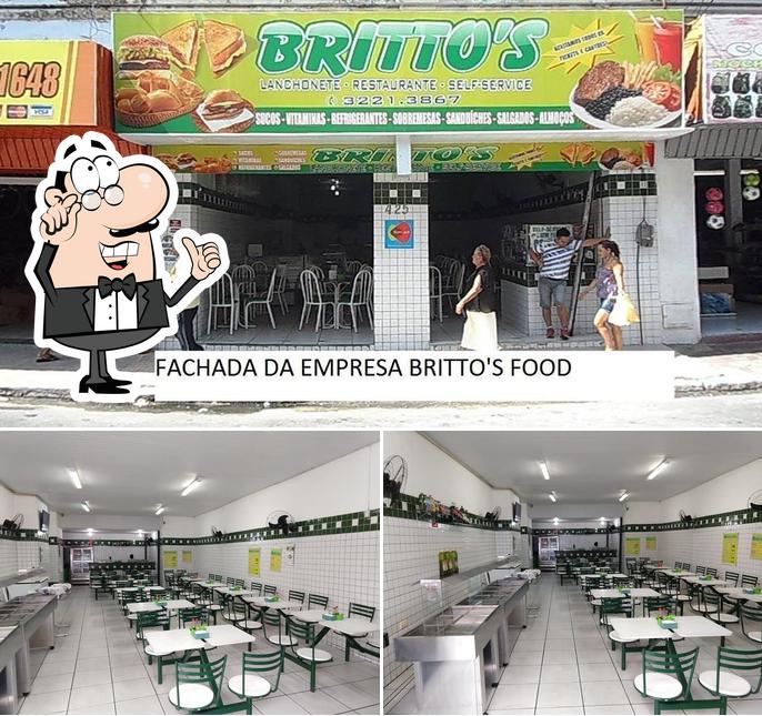 O interior do RESTAURANTE BRITTO'S