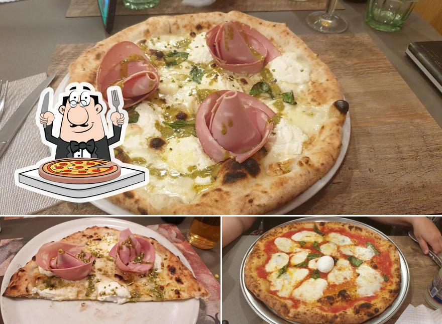 Prenditi una pizza a Antica Pizzeria Di Marigliano Antonio