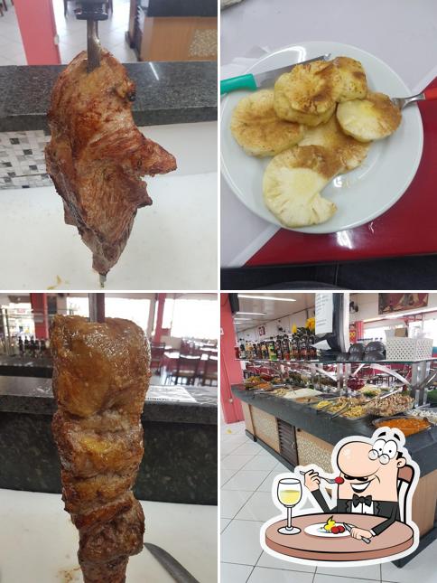 Comida em Churrascaria e Armazém Confiante