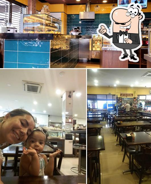 O interior do Pão Bom Padaria