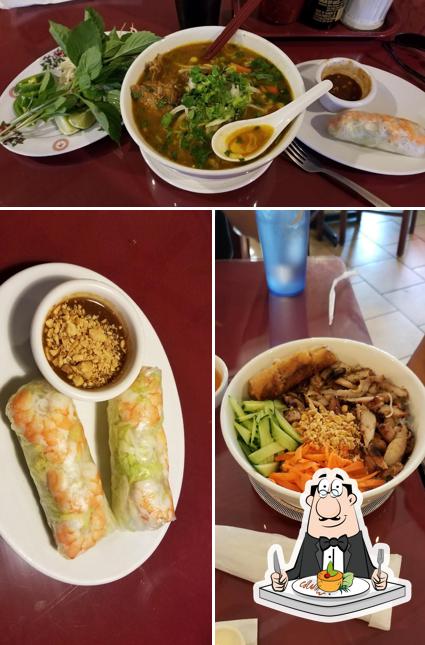 Еда в "Pho B&B Vietnamese Cuisine"