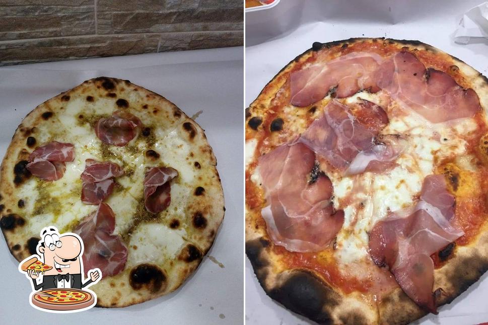 Scegli tra le molte varianti di pizza