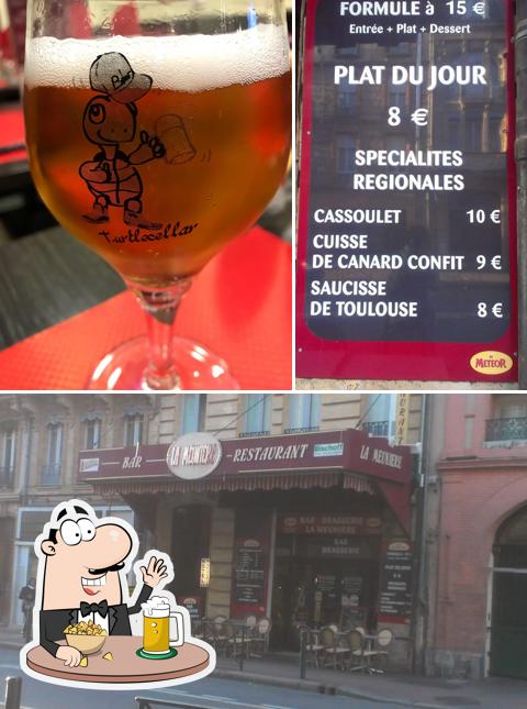 Profitez une pinte de bière blonde ou brune