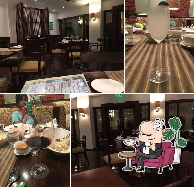 The interior of Li Bai