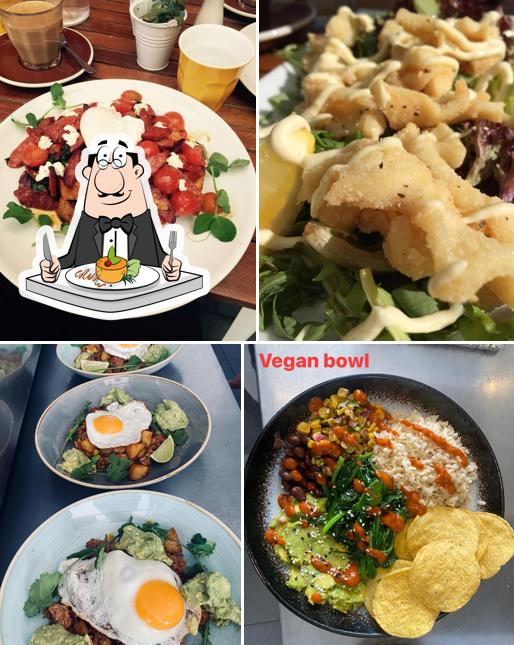 Common Grounds Corner in Gowrie Restaurant menu and reviews