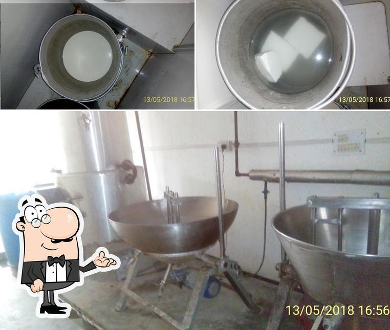 Bablu Khowa Paneer Bhandar
