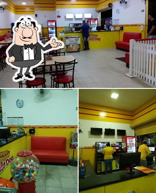 O interior do Sr Hot Dog - Av. Arthur Thomas