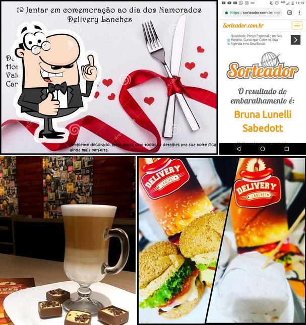 See this pic of Delivery Lanches