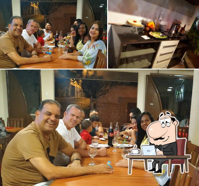 O interior do Casa Nostra Pizzaria