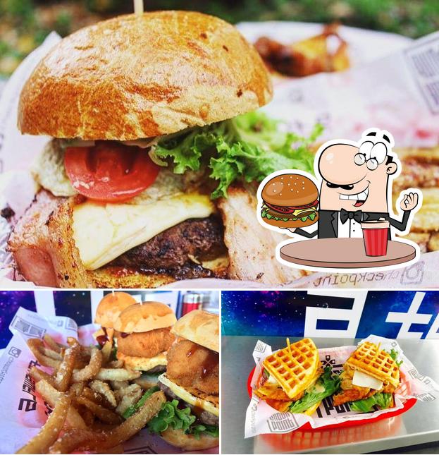 Las hamburguesas de Final Stage Foodtruck gustan a una gran variedad de paladares