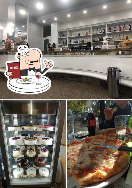 Guarda la foto che mostra la cibo e interni di BAR TORINO