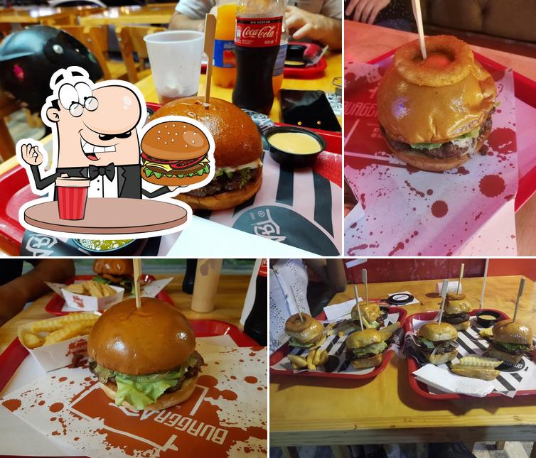 Get a burger at Burger Art Palmira