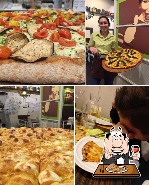 Order pizza at Pizzeria Sbafo Albino