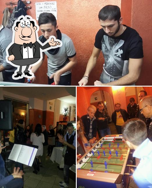 Gli interni di Pandora Bar