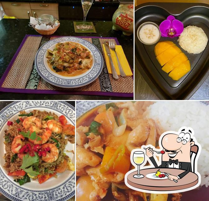 Apple's Cafe Bar & Thai Cuisine