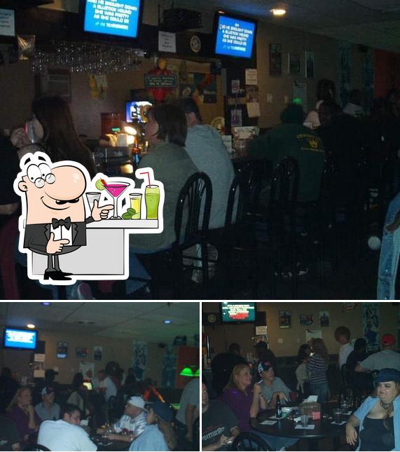 Legends Sports Bar in Roanoke Restaurant menu and reviews